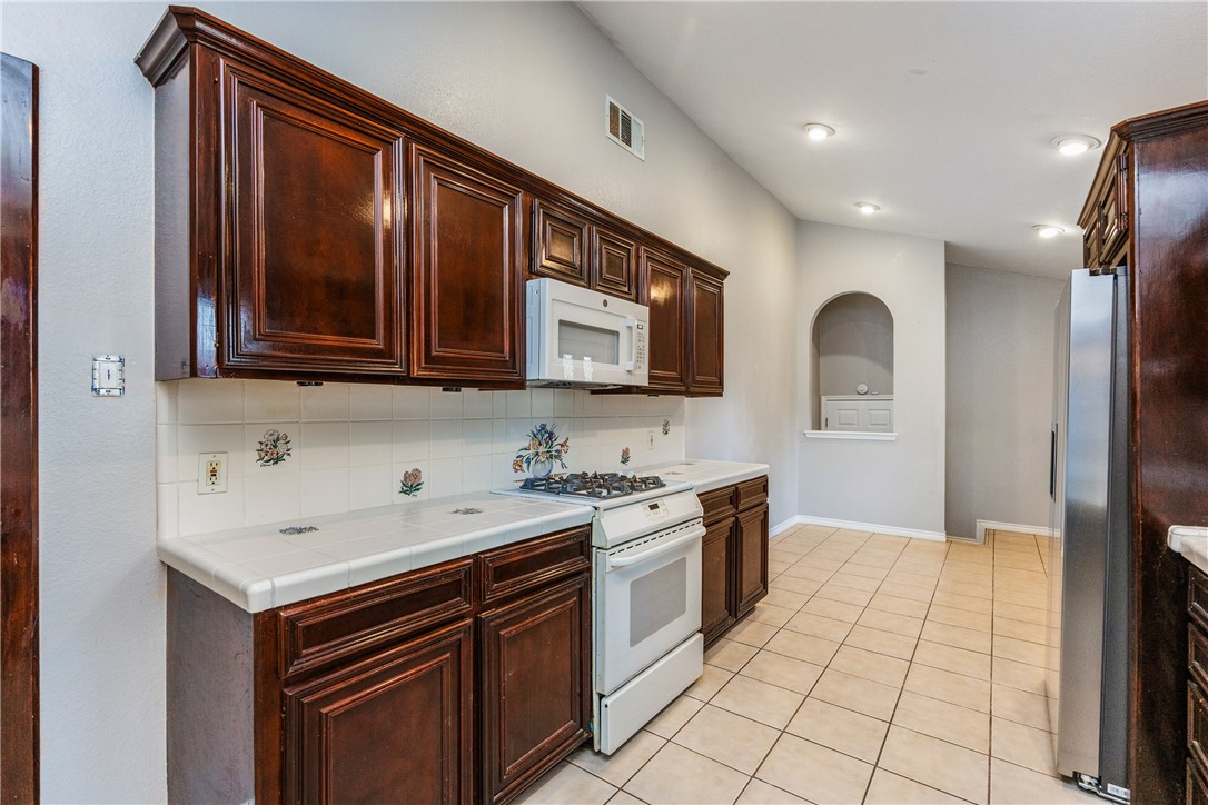 1129 Cicero Wood Property Photo 12