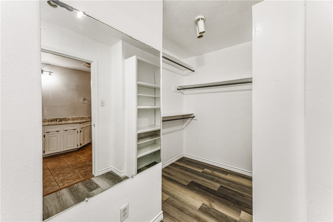 1129 Cicero Wood Property Photo 19