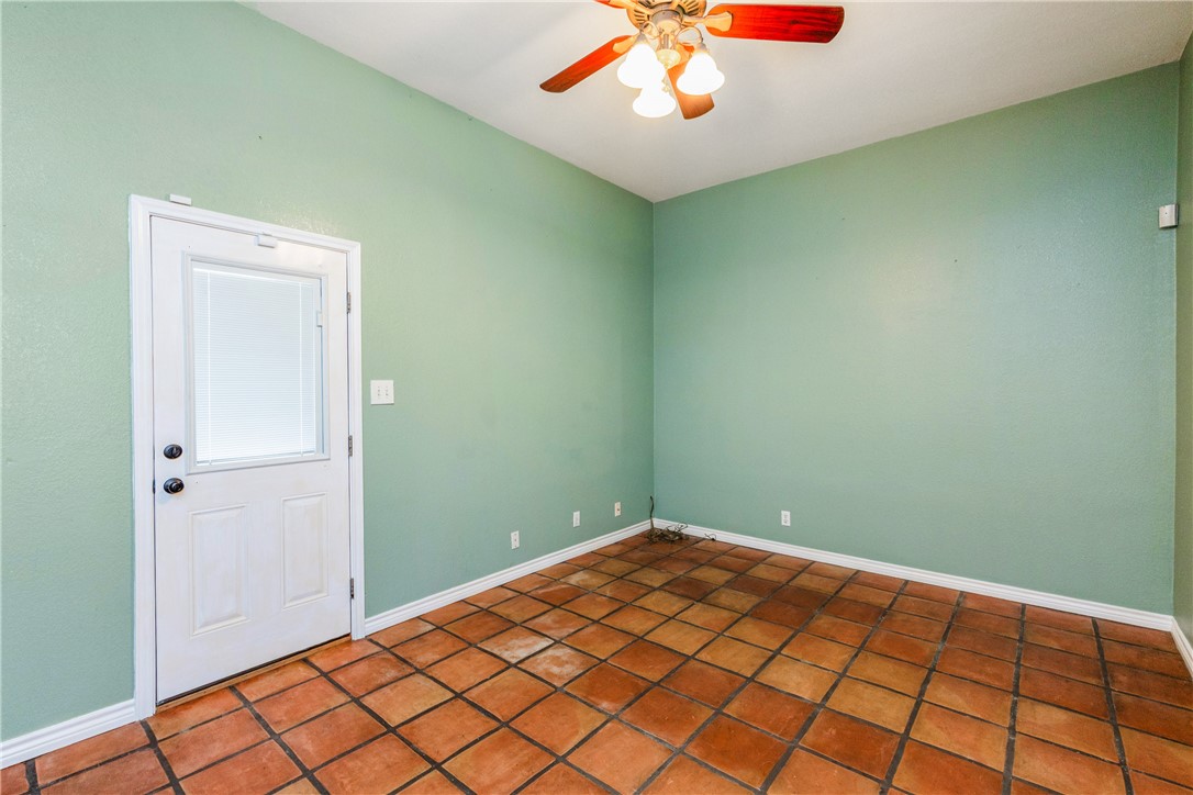 1129 Cicero Wood Property Photo 32