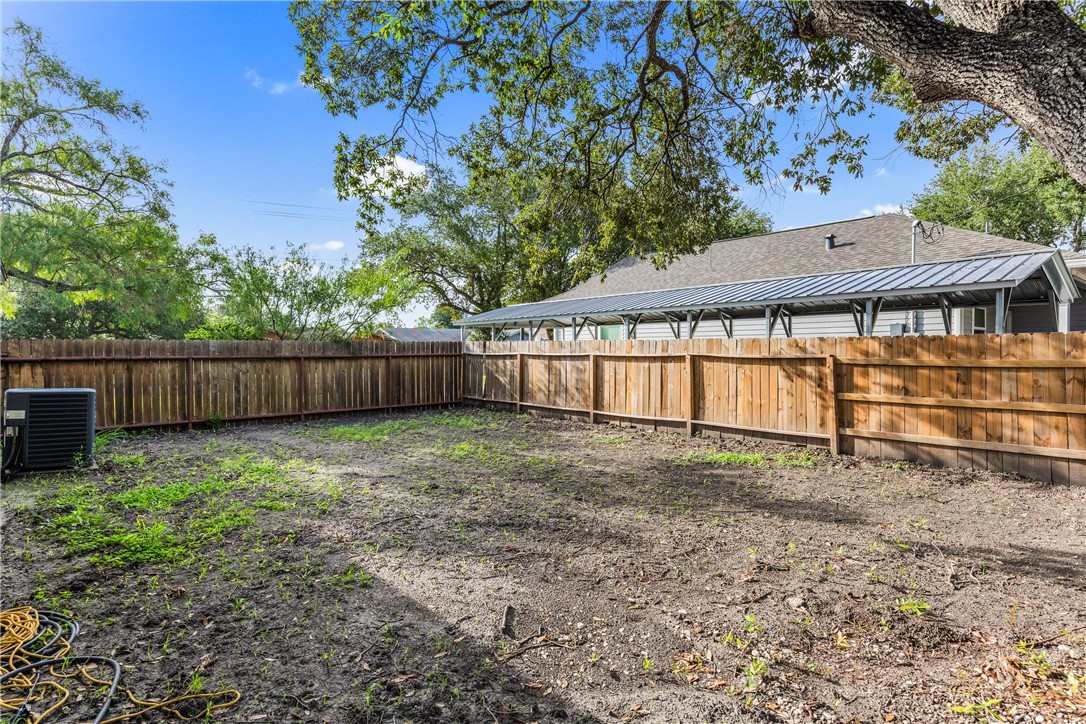 1129 Cicero Wood Property Photo 34