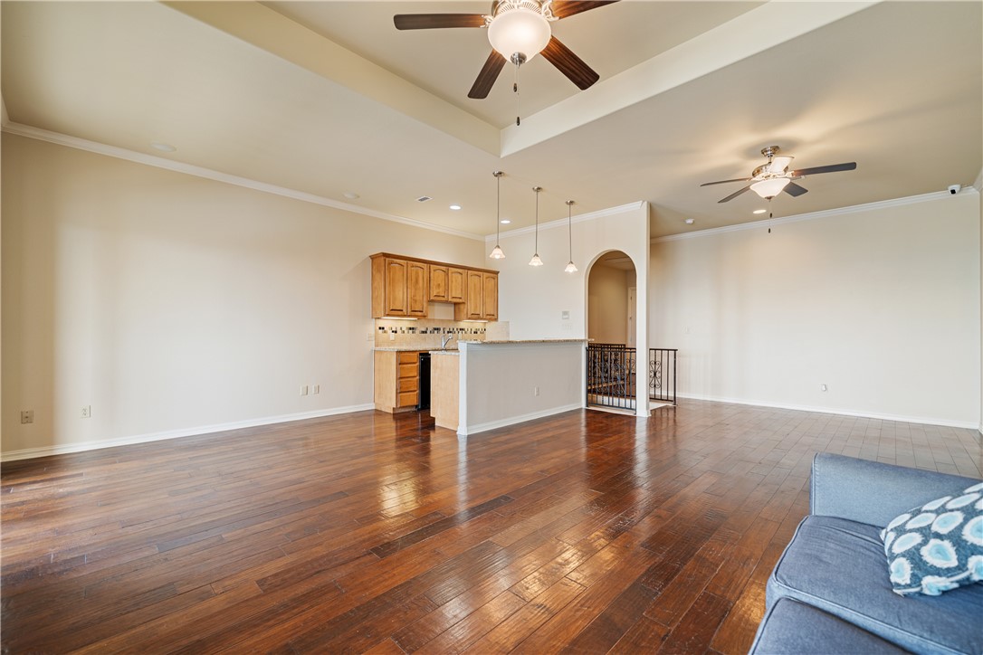 14910 Leeward Dr 403 Property Photo 20