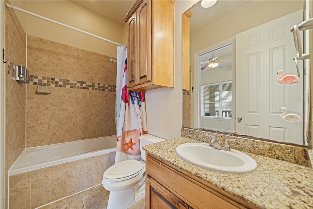 14910 Leeward Dr 403 Property Photo 23