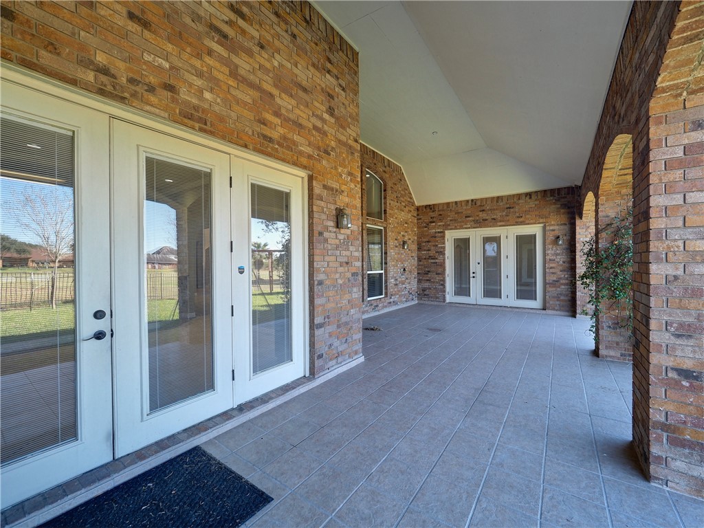 11 W Bar Le Doc Dr Property Photo 10