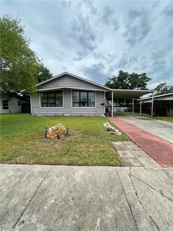 1645 Brentwood Dr Property Photo