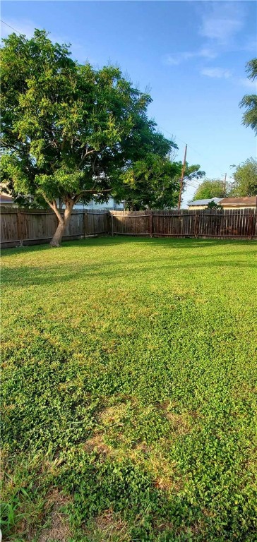 1645 Brentwood Dr Property Photo 10