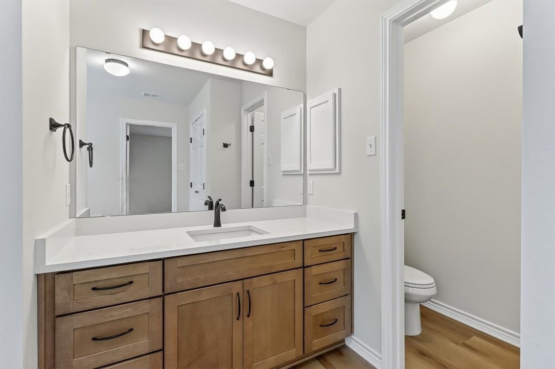 7821 Kingshire Dr Property Photo 22