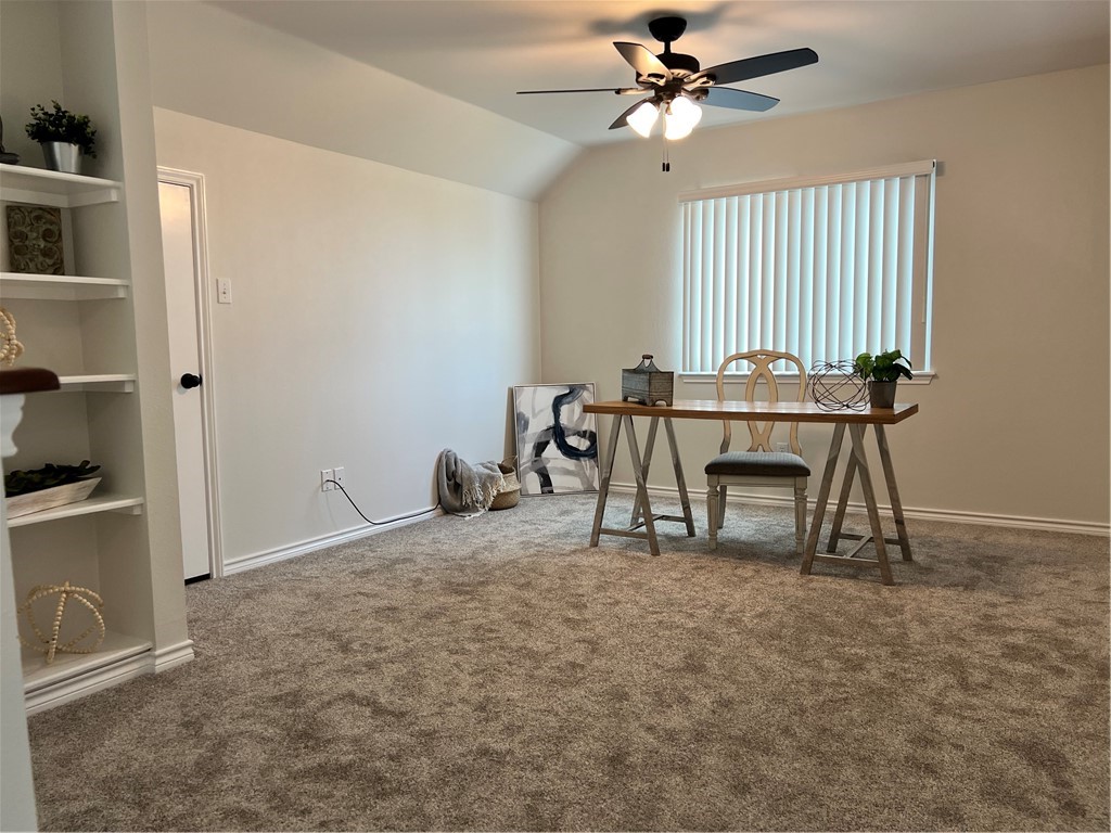 7821 Kingshire Dr Property Photo 26