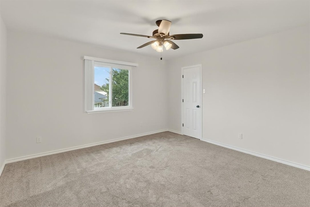 7821 Kingshire Dr Property Photo 32