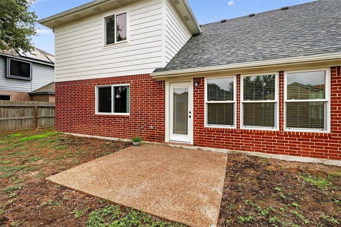 7821 Kingshire Dr Property Photo 35