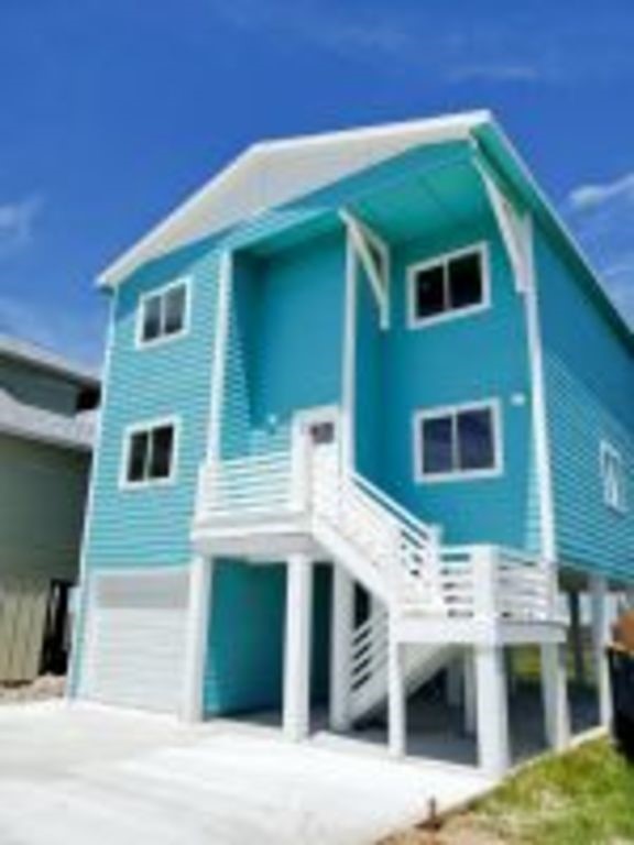 162 La Concha Blvd 20 Property Photo 1