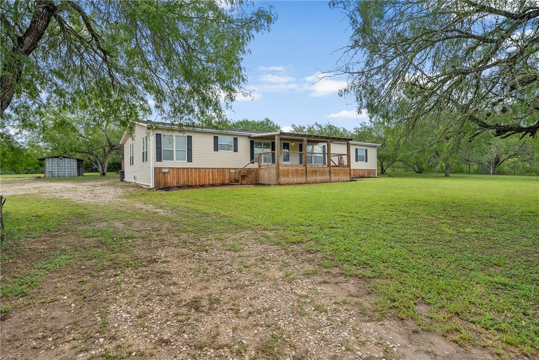 5768 Mockingbird Property Photo 1