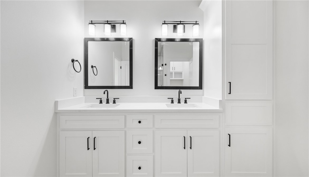 7914 Leylah Dr Property Photo 9