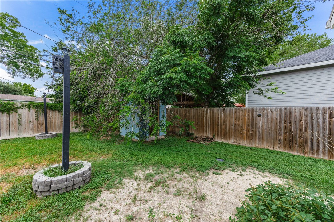 1517 Dorado St Property Photo 33