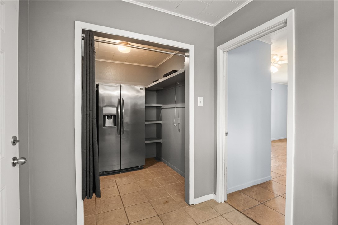 183 E Fm 772 Road Property Photo 10