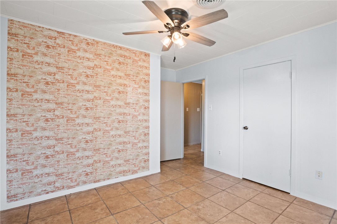 183 E Fm 772 Road Property Photo 18