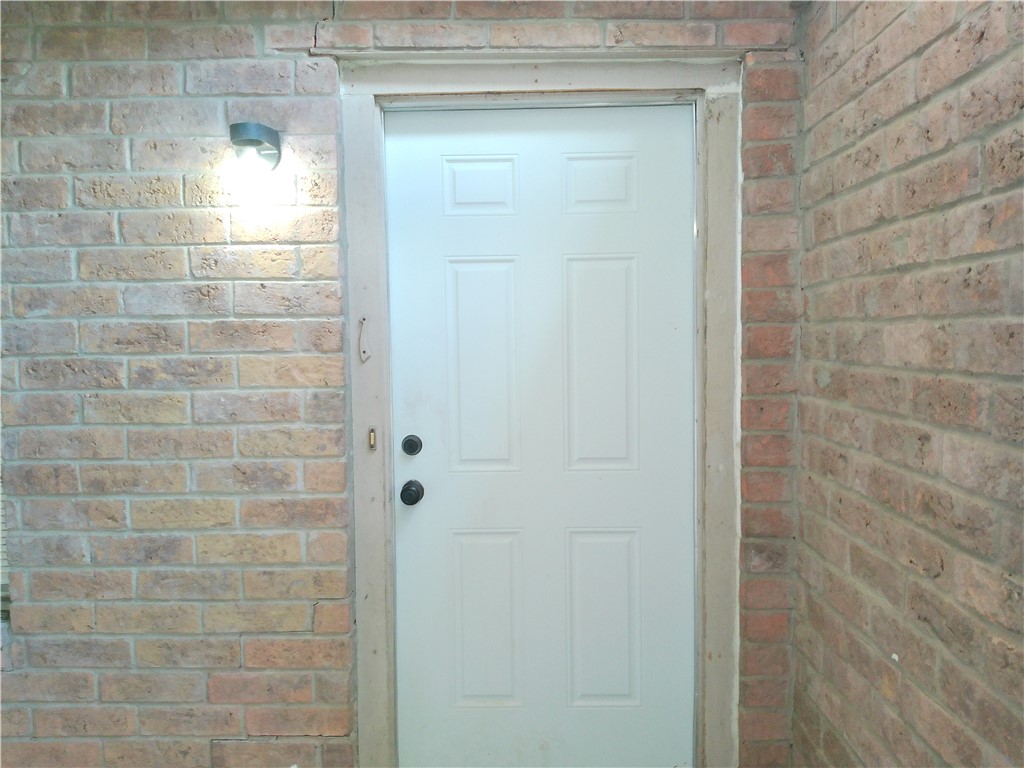 3617 Crestbrook Ct 1 Property Photo 2
