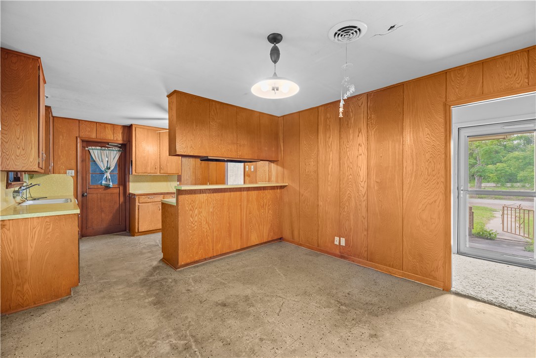 4641 Abner Dr Property Photo 6