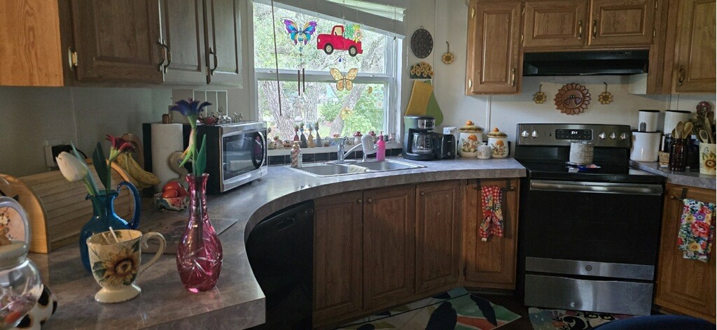 413 Donnie Dr Property Photo 6