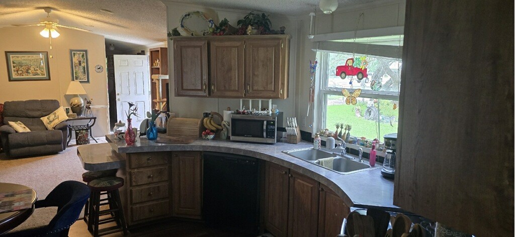 413 Donnie Dr Property Photo 7