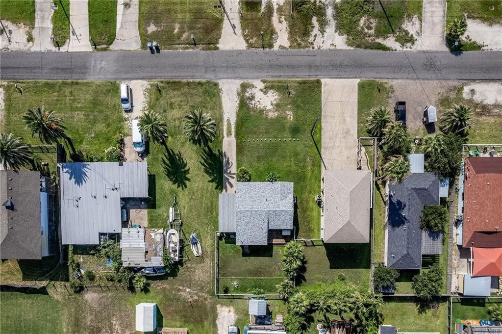 819 S Magnolia St Property Photo 4