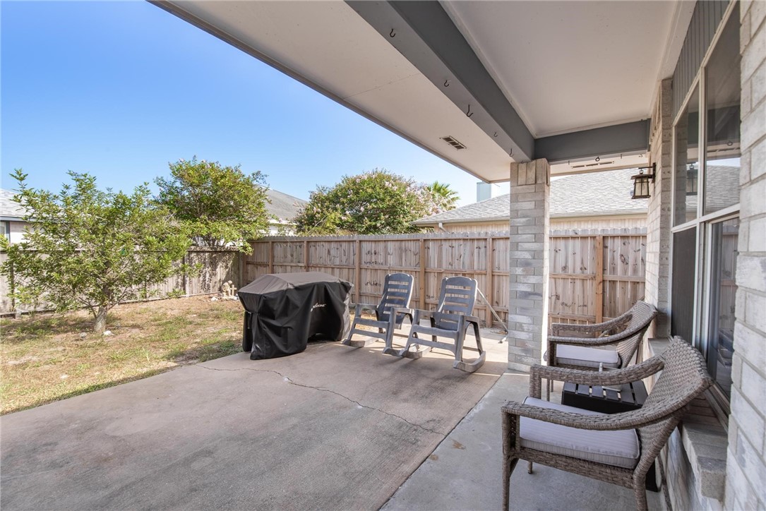 14322 Scallop St Property Photo 23