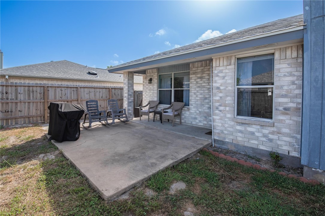 14322 Scallop St Property Photo 26