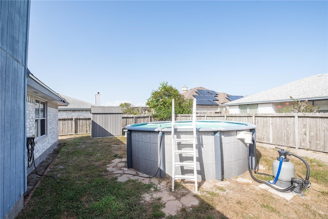 14322 Scallop St Property Photo 29