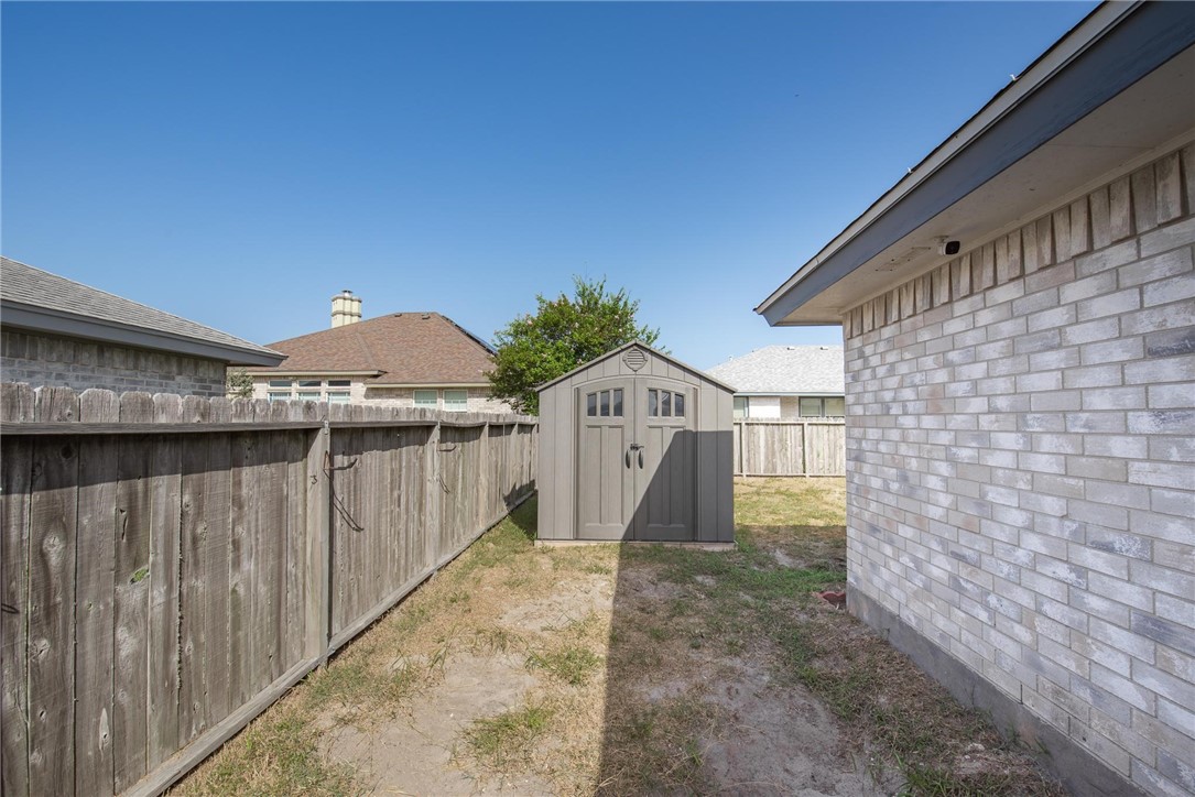 14322 Scallop St Property Photo 30