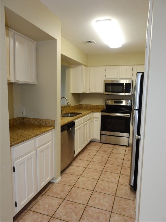 4401 River Valley Dr 1003 Property Photo 3