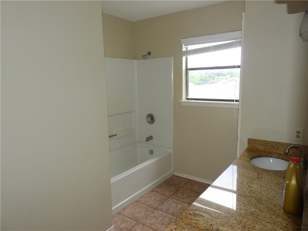 4401 River Valley Dr 1003 Property Photo 16