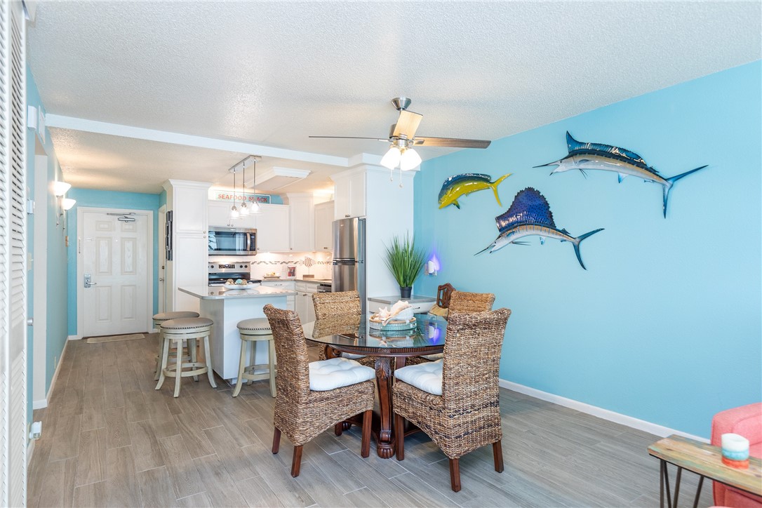 14810 Windward Dr 203 Property Photo 12