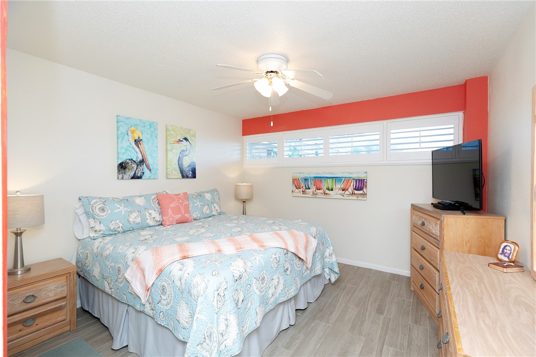 14810 Windward Dr 203 Property Photo 27