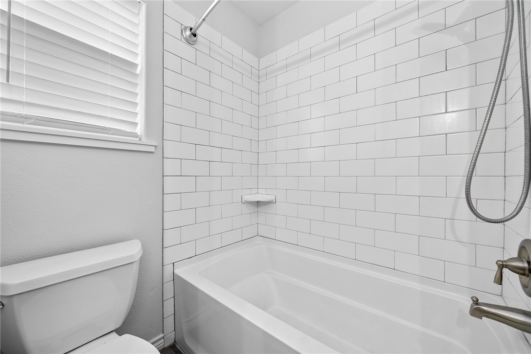 2371 Scott Property Photo 7