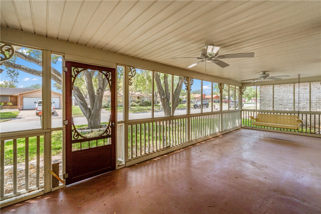13341 Scenic Circle Property Photo 4