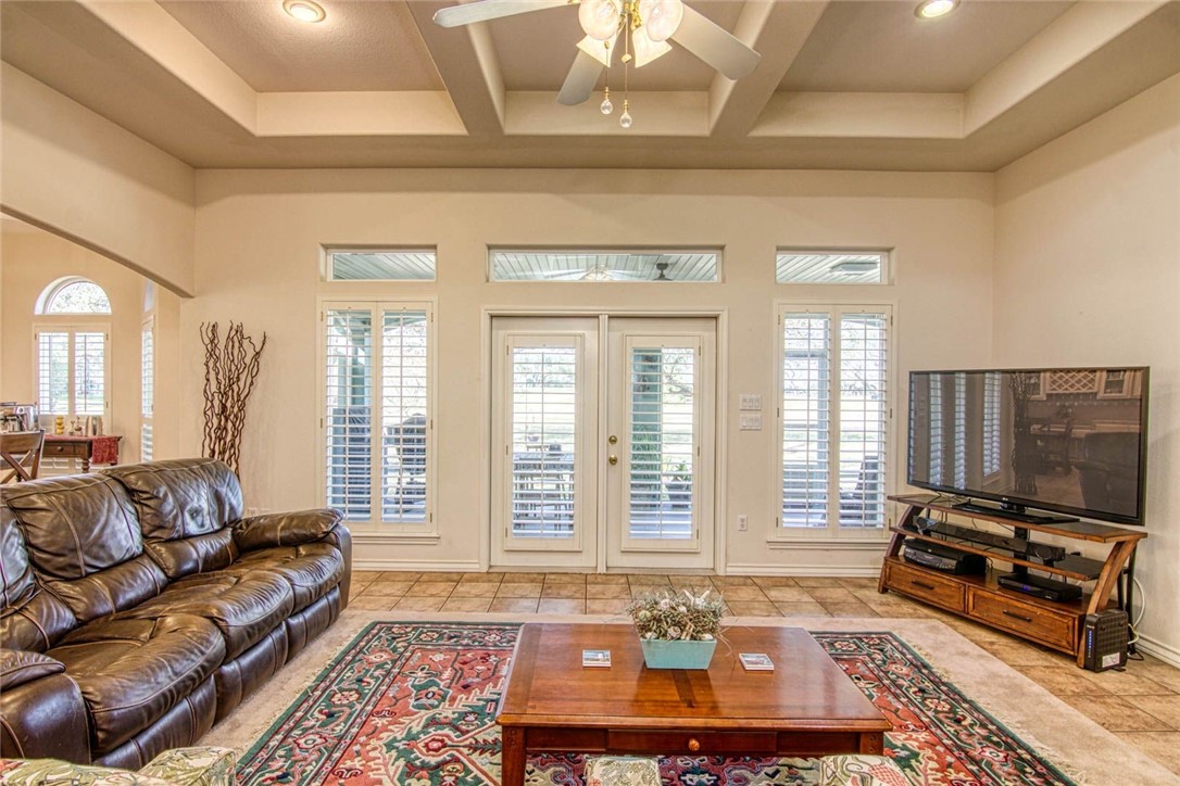 406 Cascades Dr Property Photo 10