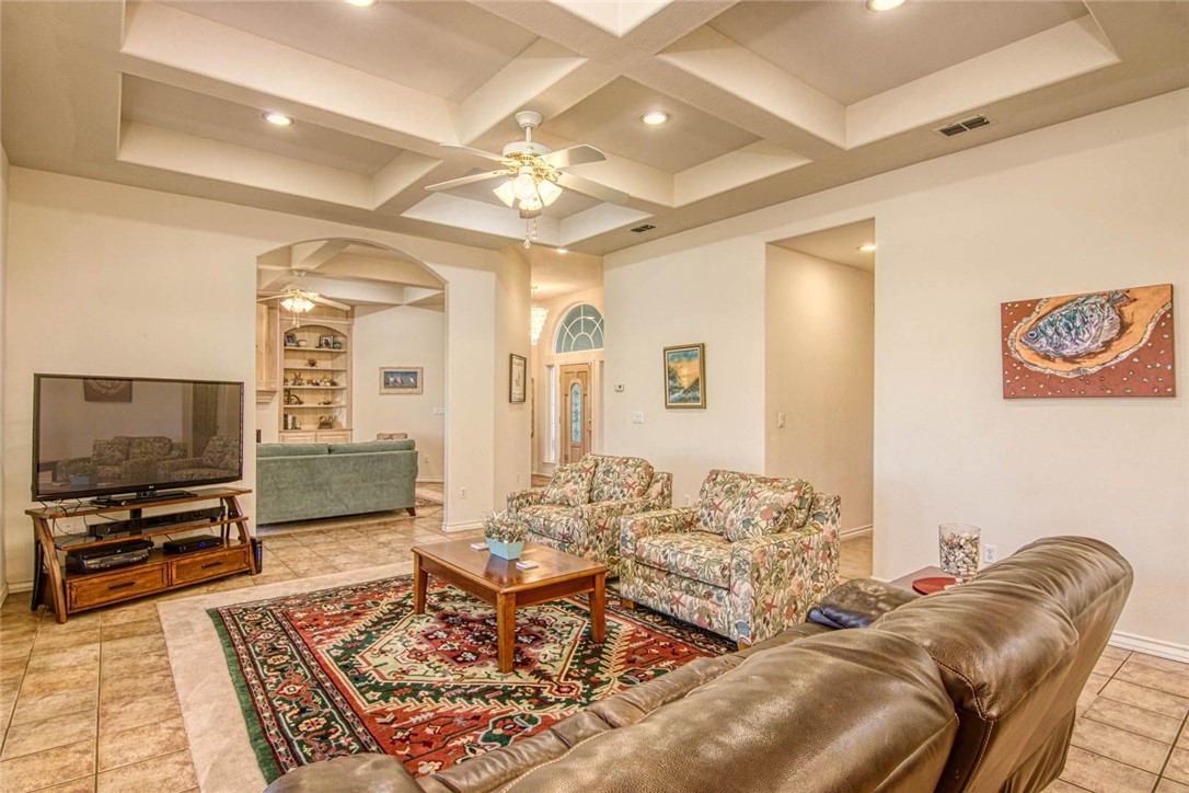 406 Cascades Dr Property Photo 11