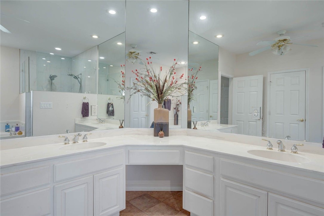 406 Cascades Dr Property Photo 23