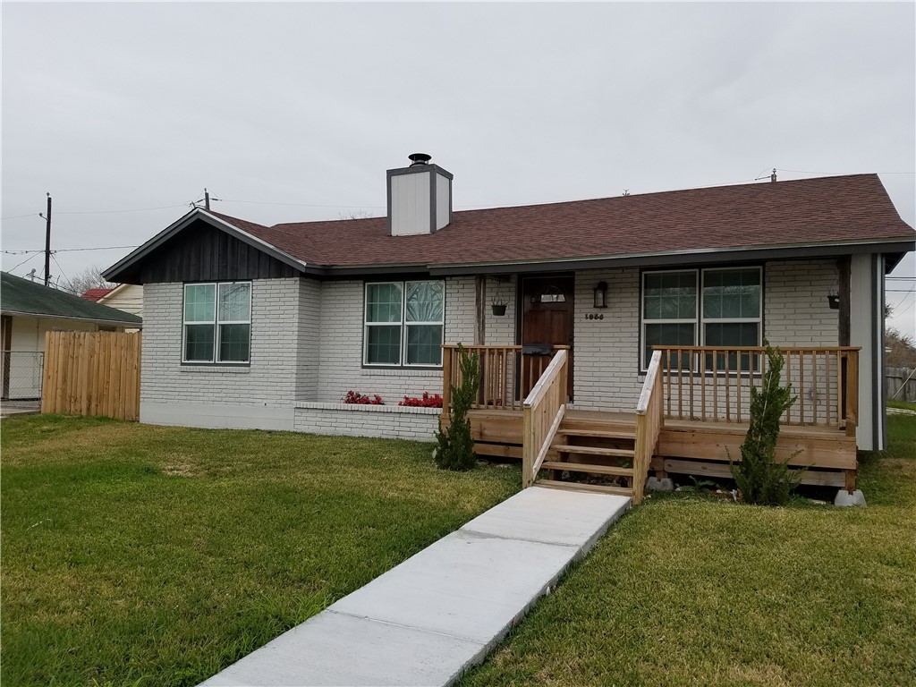 1054 Woodlawn Dr