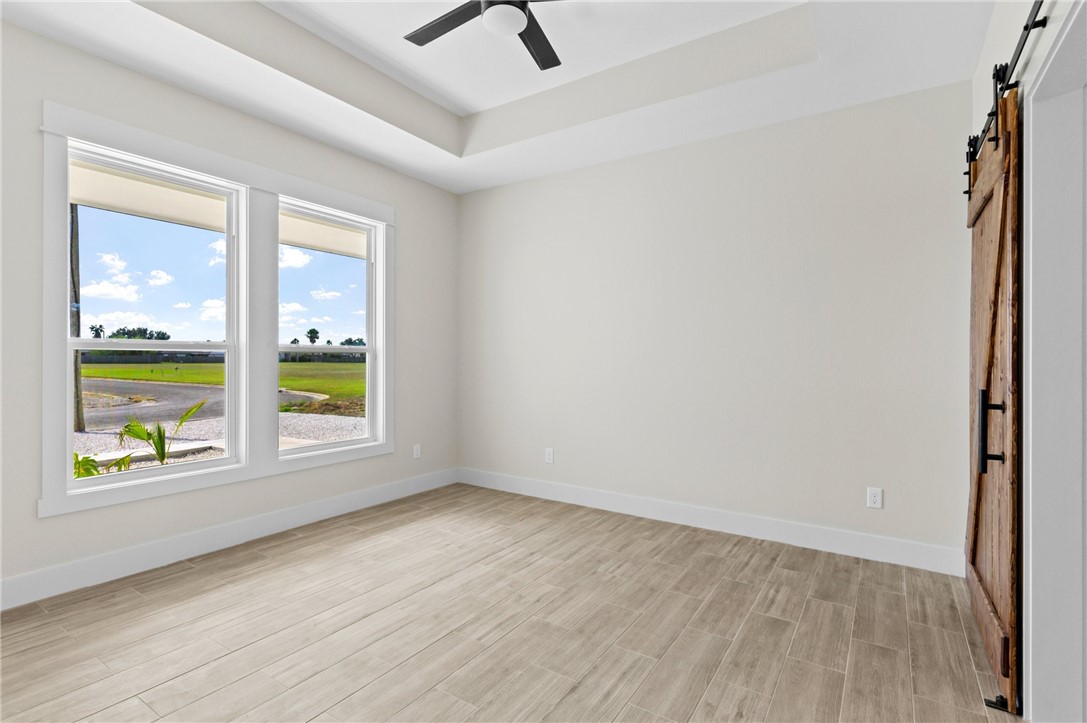 13942 Ketch St Property Photo 18