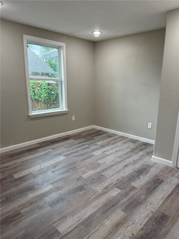 521 W Fordyce Ave Property Photo 6