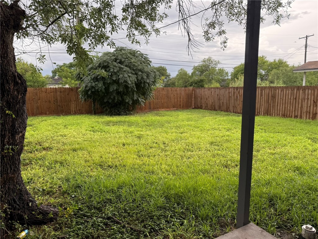 521 W Fordyce Ave Property Photo 13