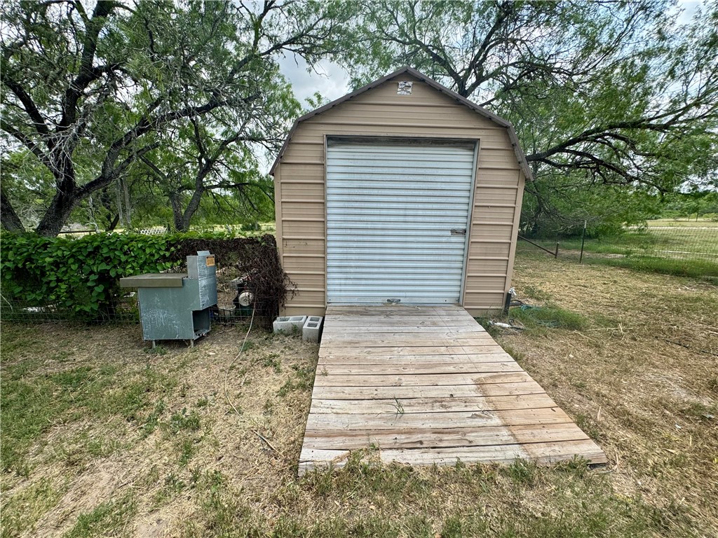 571 Fm 799 Property Photo 33