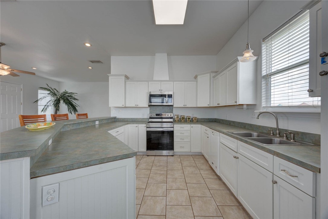 190 E Johnson Ave Property Photo 7