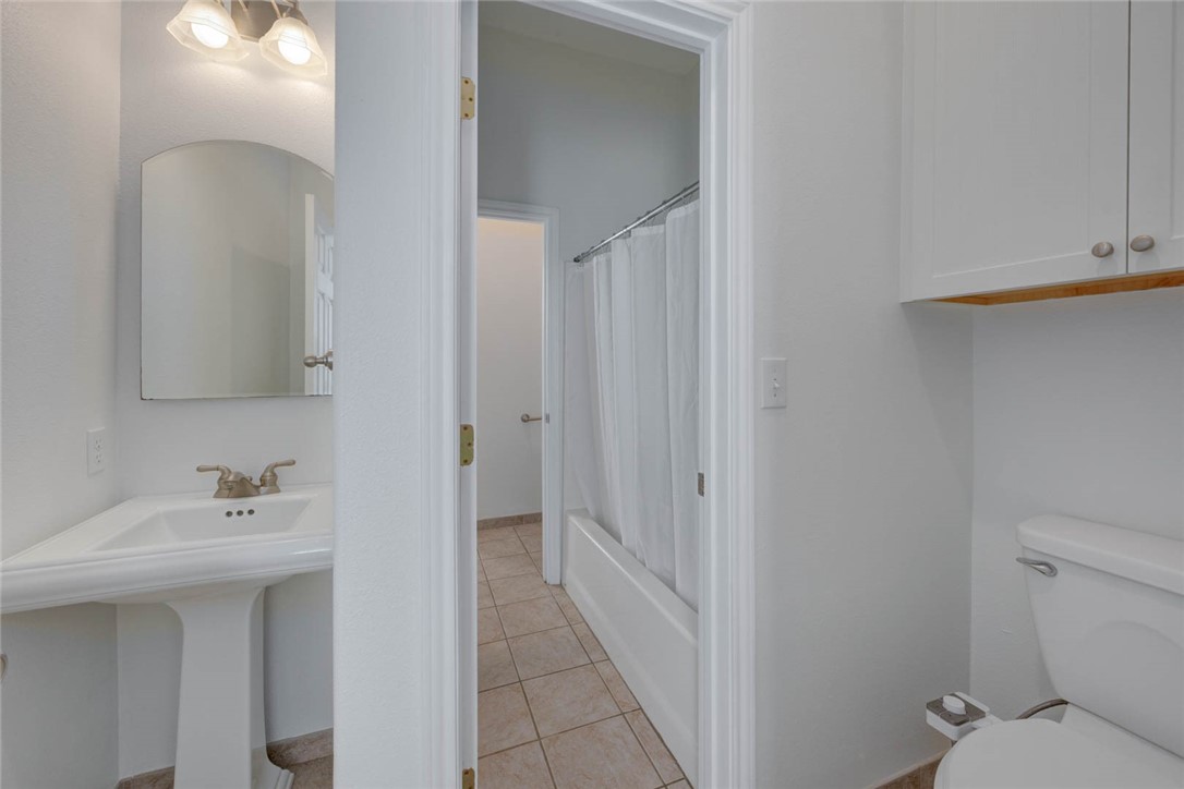 190 E Johnson Ave Property Photo 13