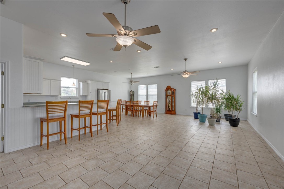 190 E Johnson Ave Property Photo 19