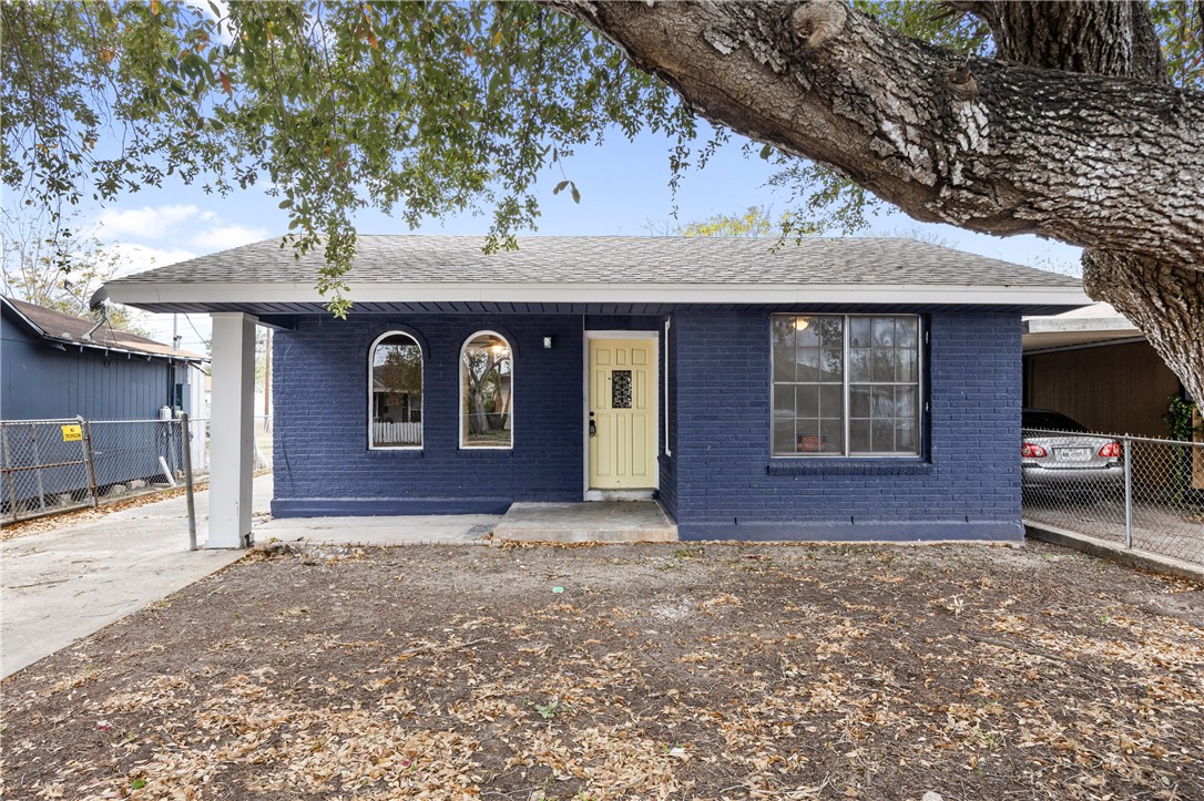 3033 Elgin St