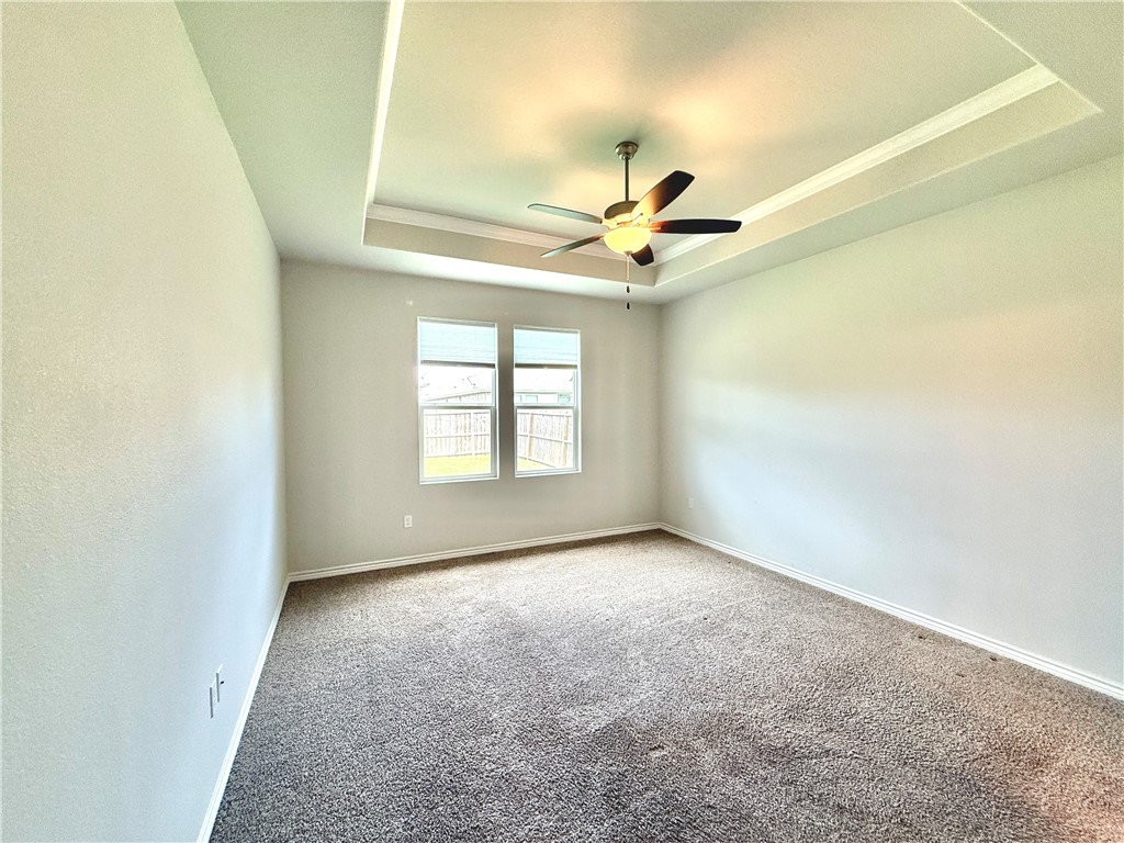 1030 Ocean Breeze St Property Photo 6