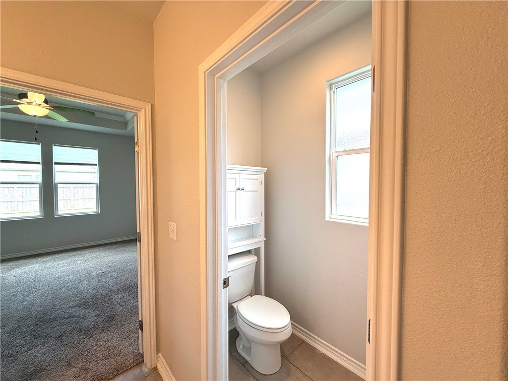 1030 Ocean Breeze St Property Photo 10
