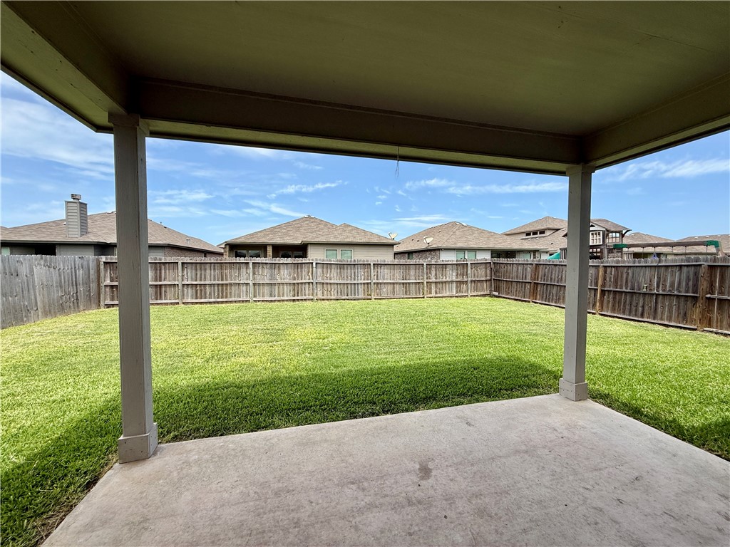 1030 Ocean Breeze St Property Photo 16
