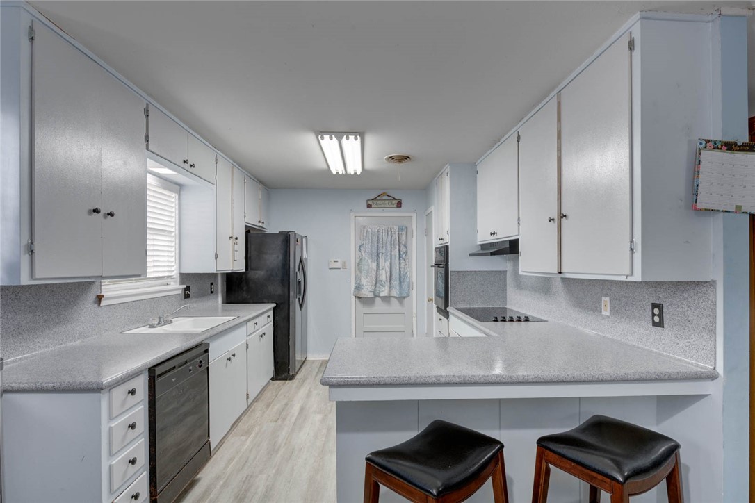 1038 Herndon St Property Photo 14